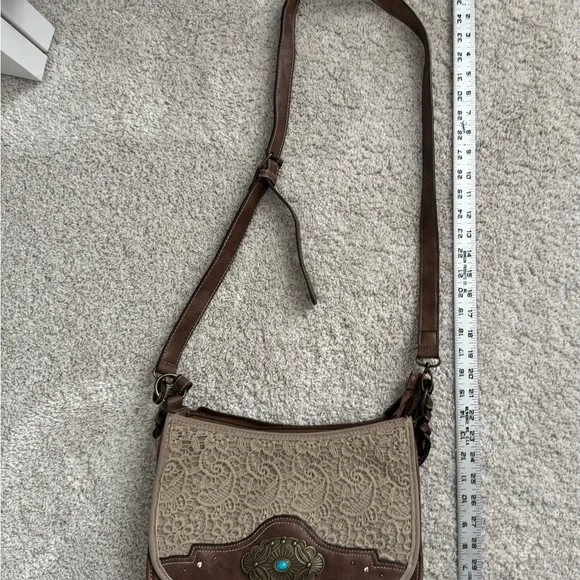Justin Crossbody Brown and Cream Lace with Turquoise Stone - Picture 10 of 11